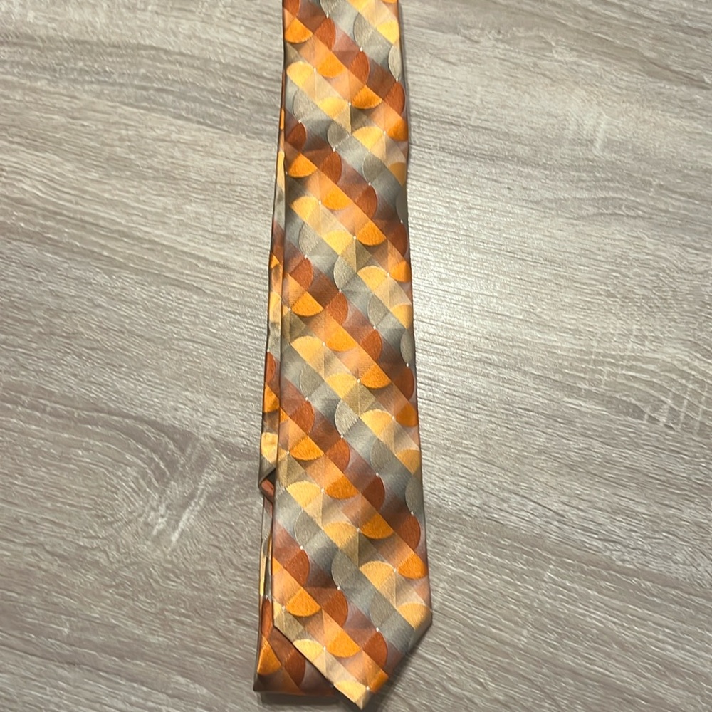 Men’s Van Heusen Tie 100% Silk